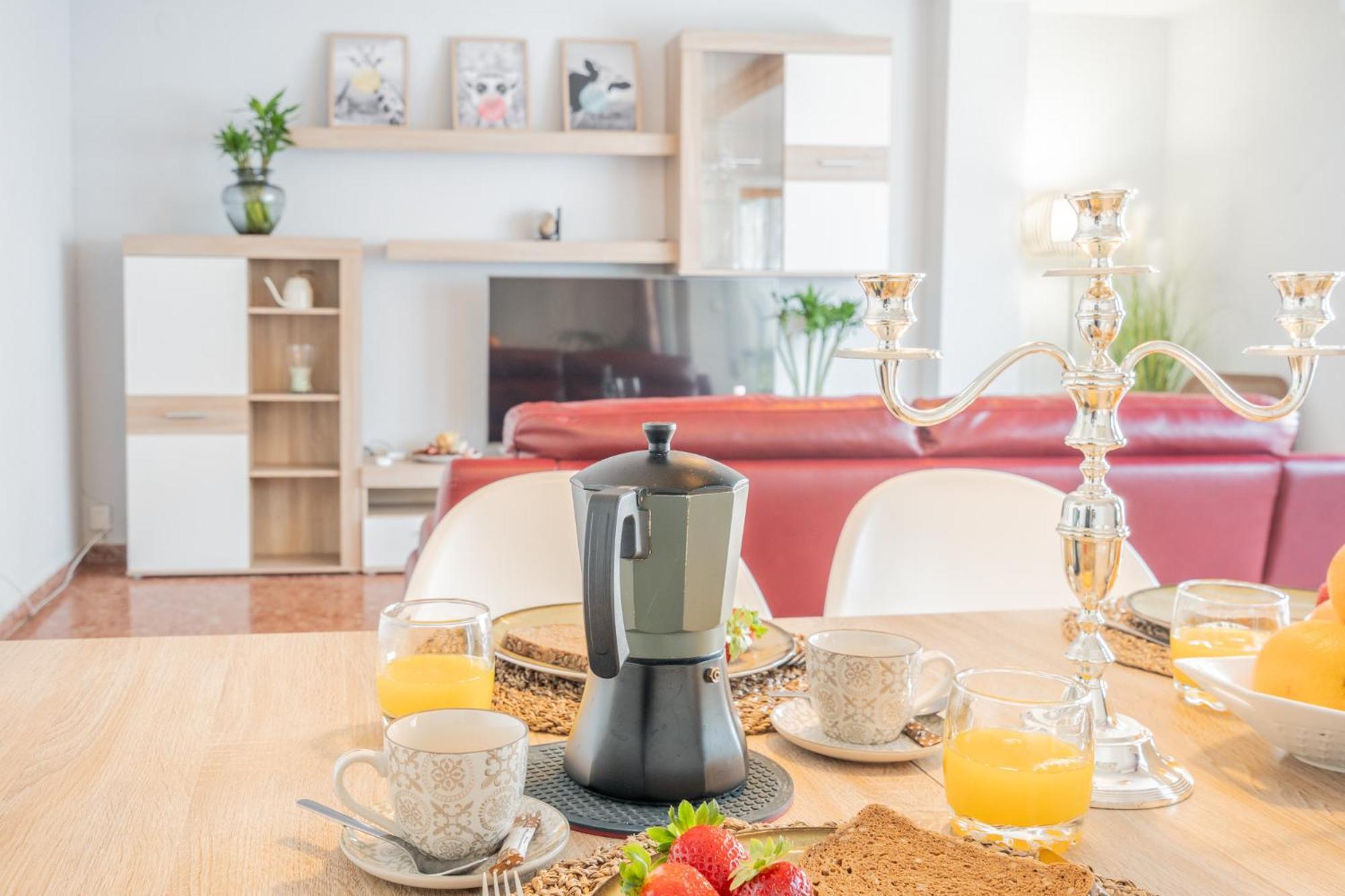 Apartamento Familiar En Avenida Del Puerto Валенсия Экстерьер фото