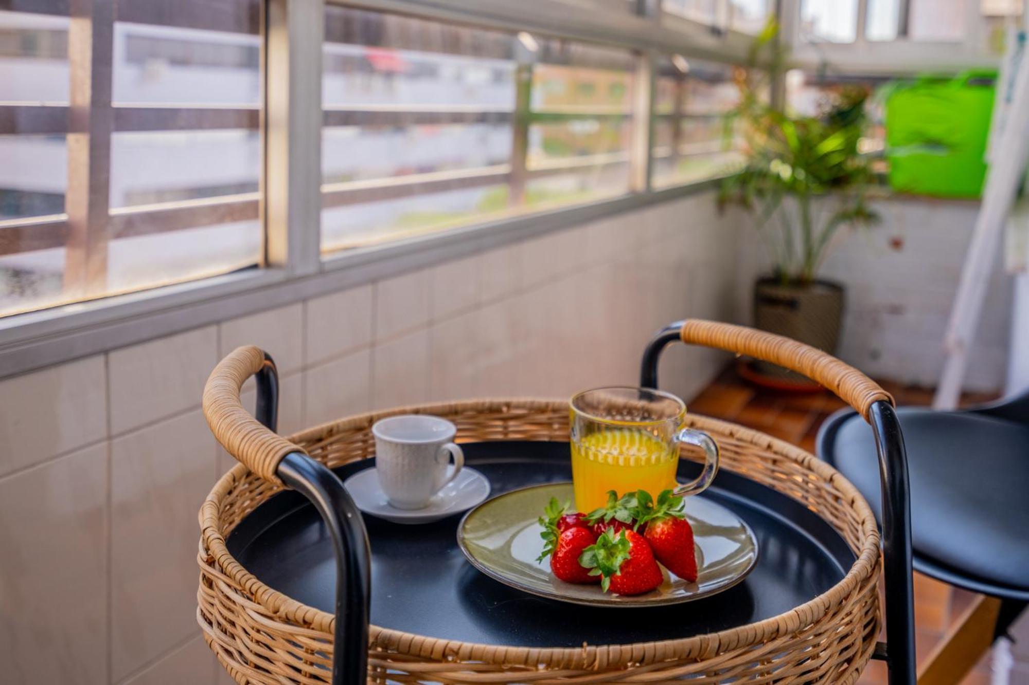 Apartamento Familiar En Avenida Del Puerto Валенсия Экстерьер фото